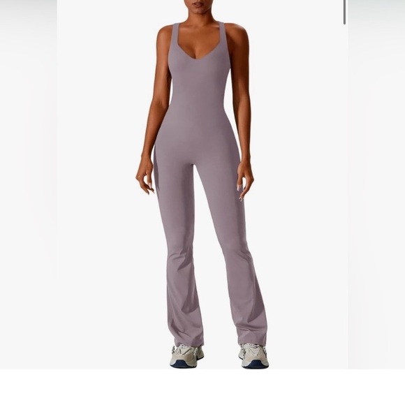 Elegant Mauve Jumpsuit - Picture 7 of 7